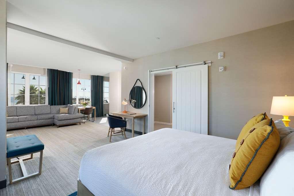 Inn At The Pier Pismo Beach, Curio Collection By Hilton Ruang foto