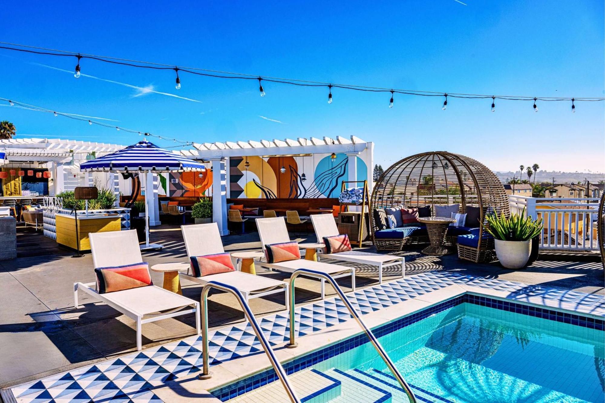 Inn At The Pier Pismo Beach, Curio Collection By Hilton Bagian luar foto
